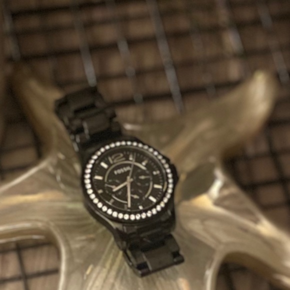 Fossil watch with bling - Picture 5 of 6